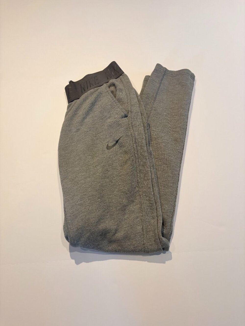Nike Dri-FIT Gray Athletic Sweatpants Women's XS Stretch Workout Pants